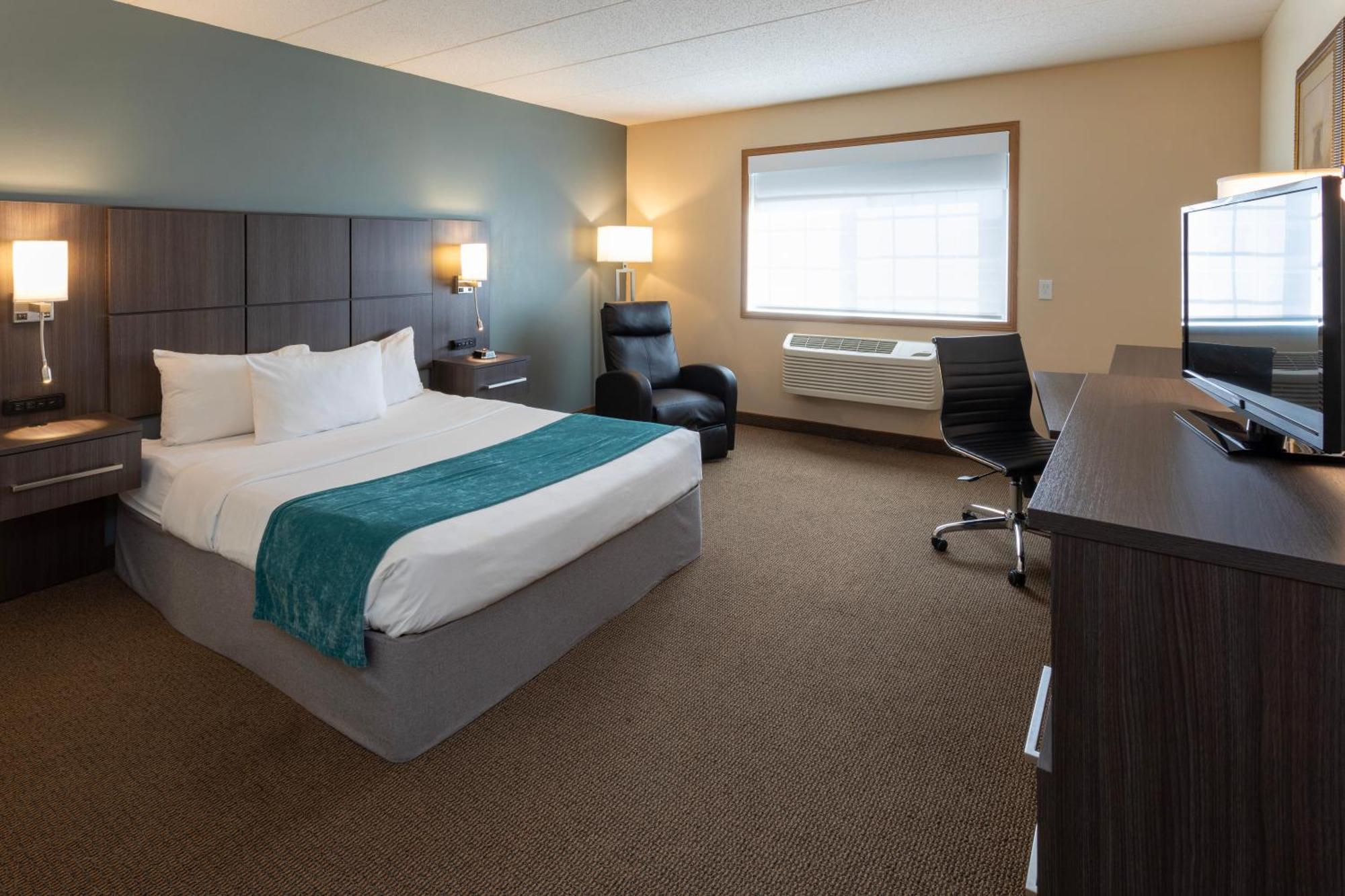 Hotel & 2*