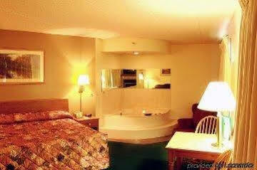 & Hotel